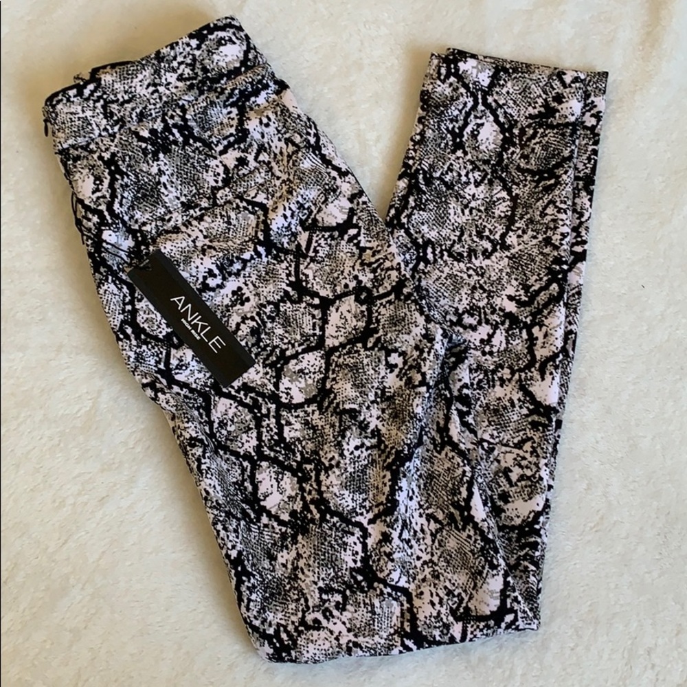 ❤️SOLD❤️Express Ankle Work Pants 00R or 0